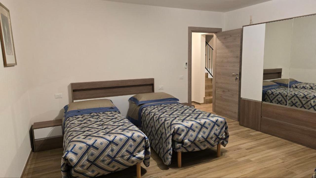 Ca Mandarein Bed and Breakfast Quattro Castella Eksteriør billede